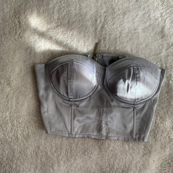 Cropped top - Picture 1 of 2